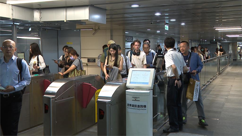 高鐵台北站塵封２０年「神秘通道」　開放全新三個票閘口紓解尖峰人潮