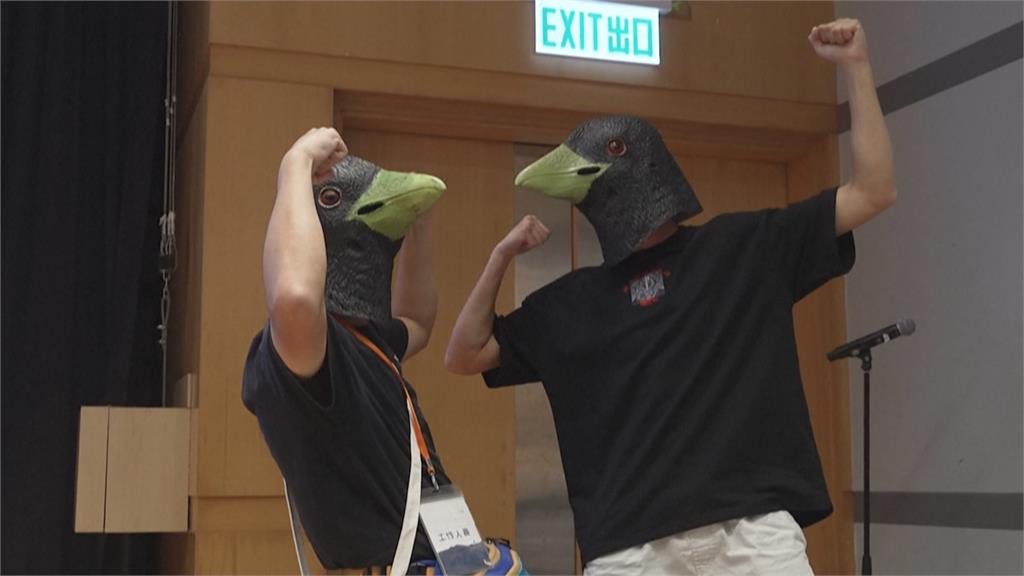 香港「學鳥叫比賽」　不只聲音像！還模仿走路姿態