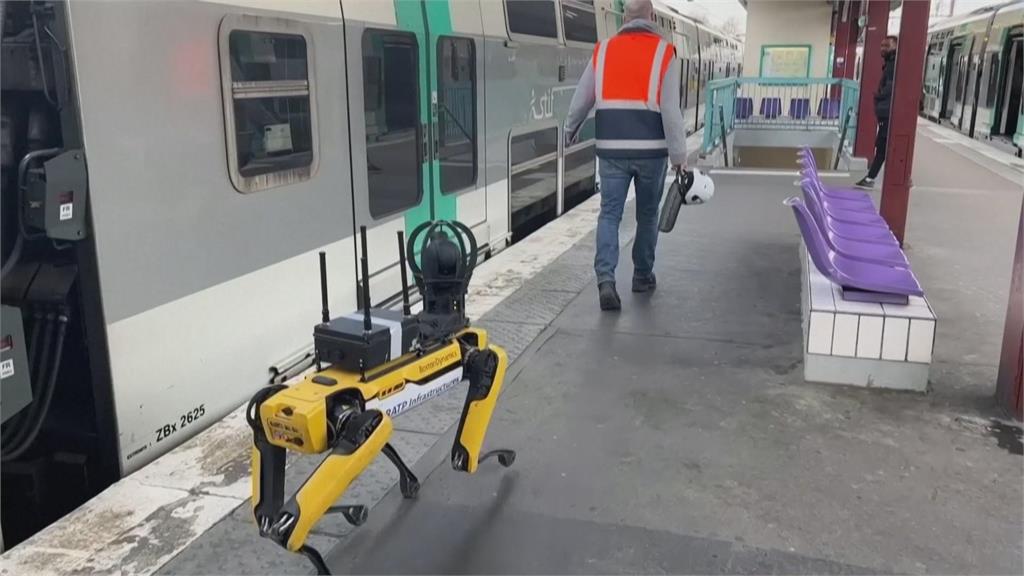 法國巴黎交通管理局新幫手　黃色機器狗執行任務