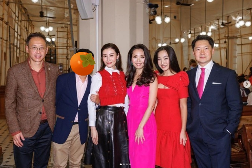 精通7種語言!「最美港姐」李嘉欣教堂讀經 超溜英文驚艷全場