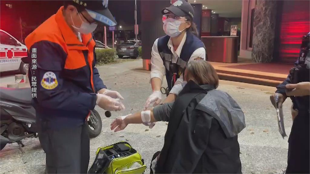 遭後方機車衝撞騎士撞上超跑 兩騎士輕傷、超跑維修費估逾50萬