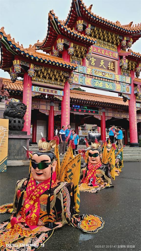 風雨生信心!三太子環台賽逢薇帕外圍環流 選手無畏風雨挑戰前行