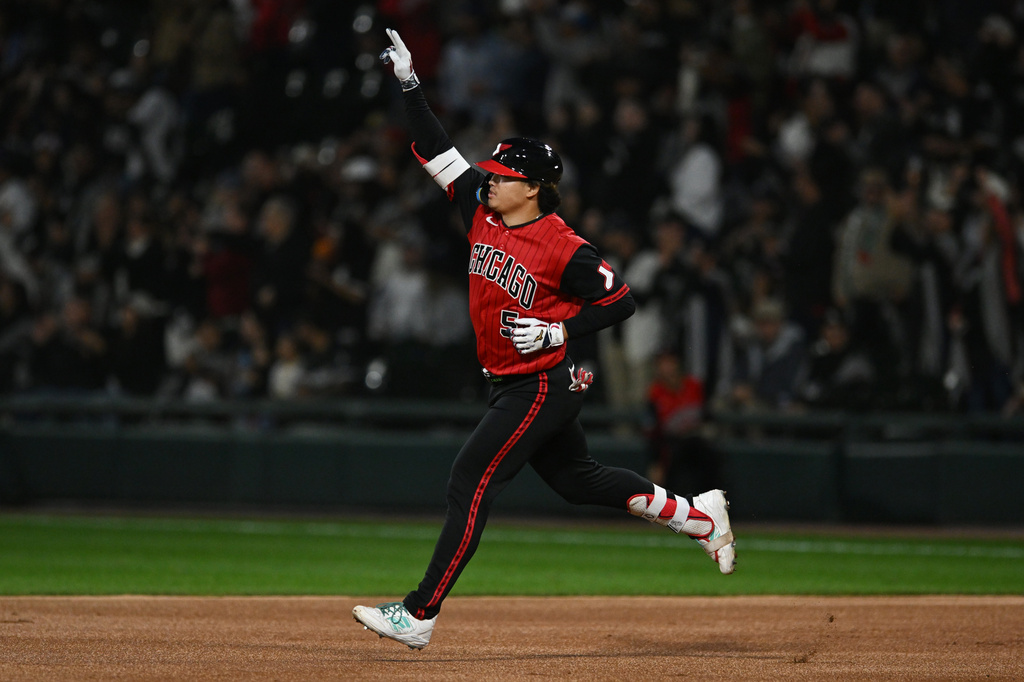 MLB(影)/菜鳥村上宗隆炸裂雙響砲!率領白襪擊敗落磯、緊咬美聯中區龍頭