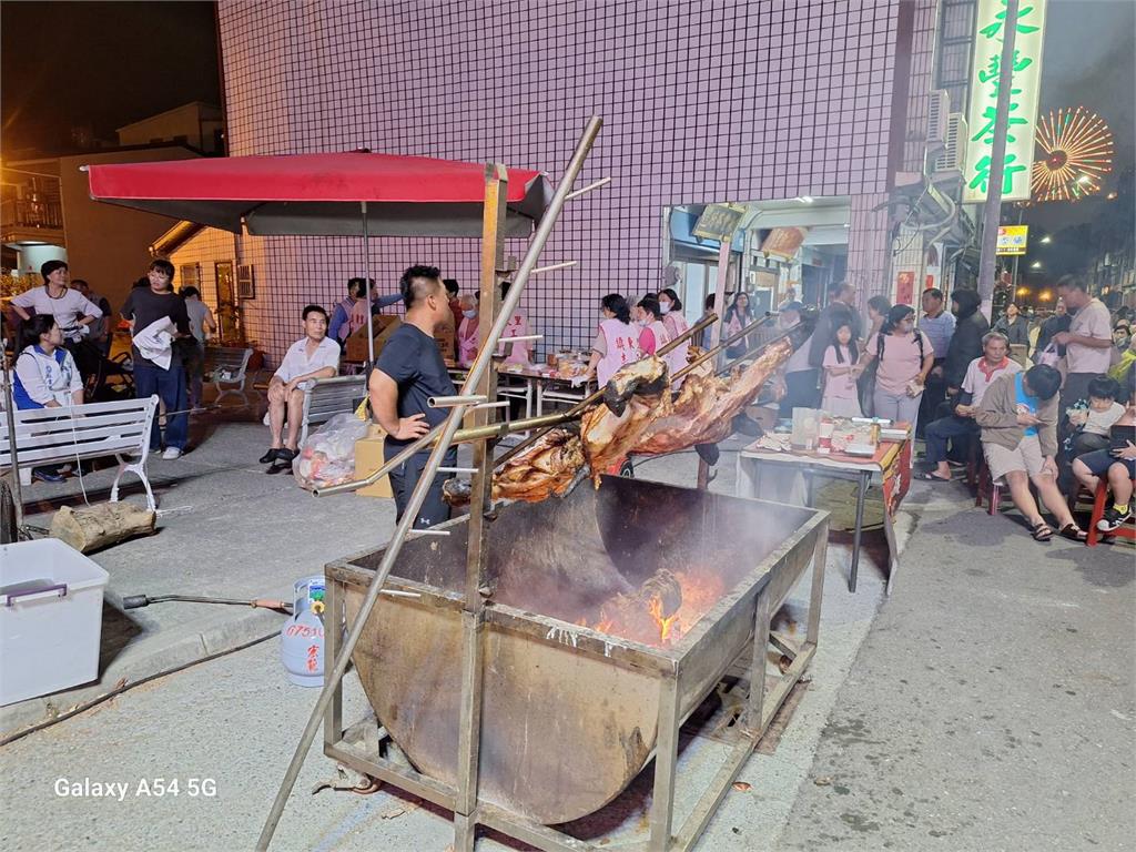 鎮東里元宵節晚會 里長連續28年自掏腰包