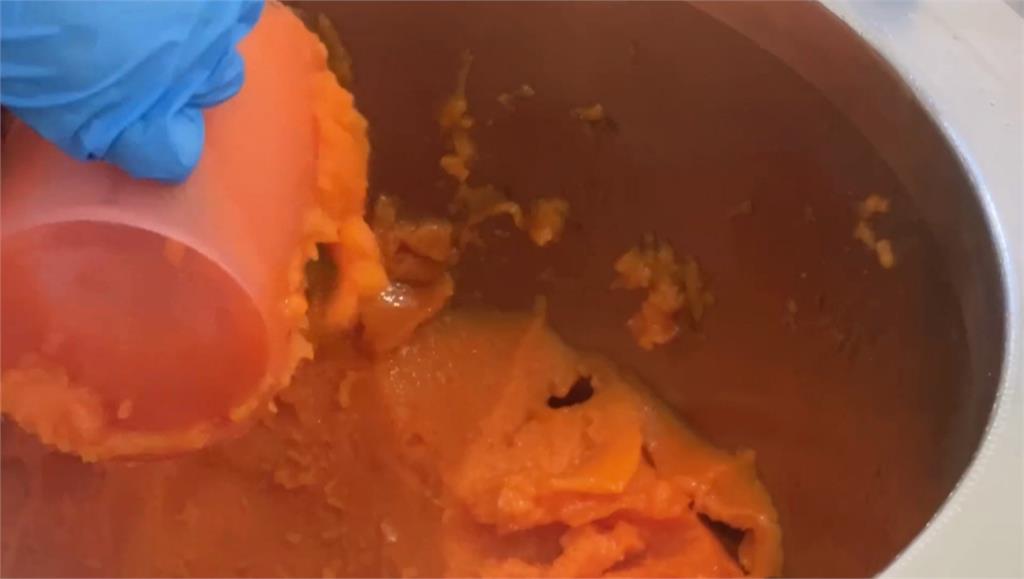 超消暑！嘉義飲料店推木瓜牛奶冰沙　民眾排隊近１小時搶買