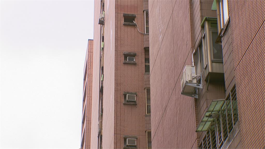 討房屋爆口角 5旬男弒母26小時後打電話自首