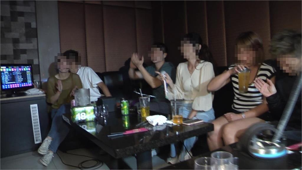 桃園男KTV猥褻女服務生！2度「襲胸、逼摸下體DIY」判免關原因曝光
