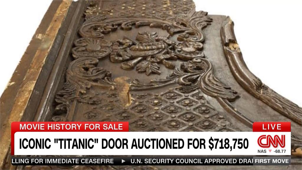 「鐵達尼號」蘿絲的救命門板拍賣　落槌價逾2300萬