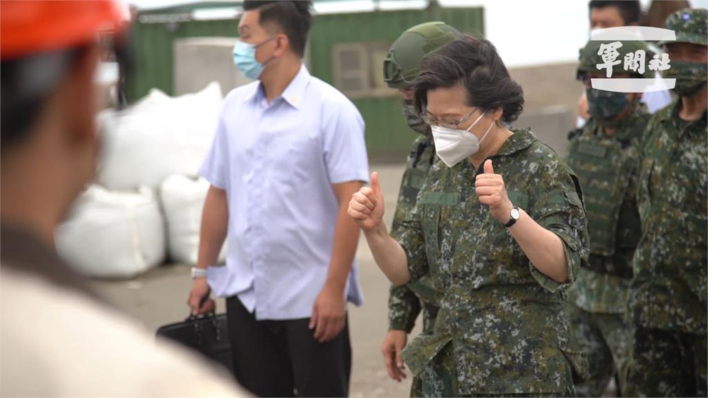 蔡總統穿迷彩服　視導聯合反登陸作戰演練
