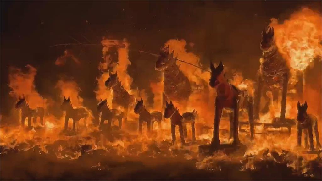 嘉義鹿草「火馬祭」震撼登場 民眾「燒火馬」祈求賜福平安