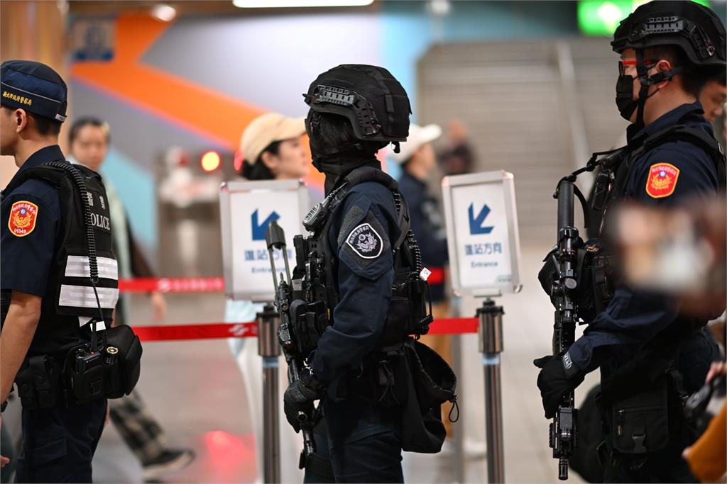 內政部、警政署迅速指揮！隨機襲擊後強化大眾運輸及人潮聚集處警力