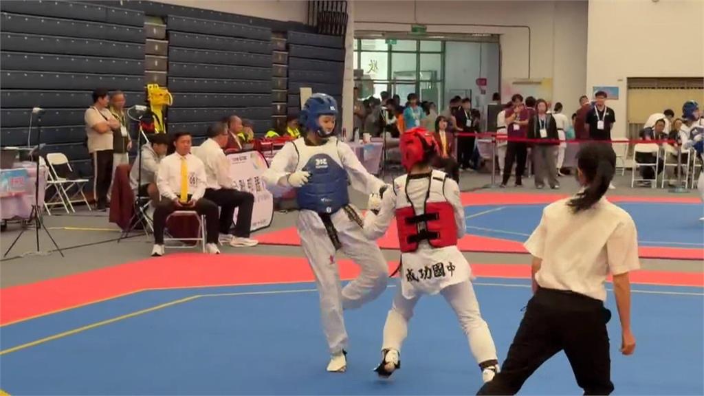 全中運跆拳道對打賽事 翁章梁觀賽加碼奪牌獎金