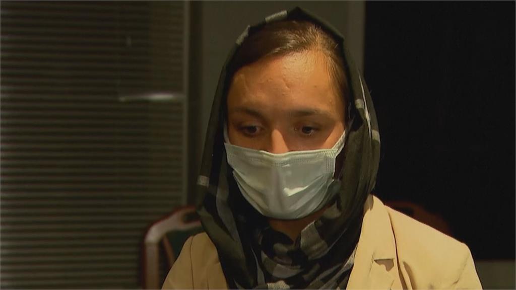 塔利班「集體性侵、姦屍」樣樣來！27歲女市長憂被清算　藏車底逃往德國
