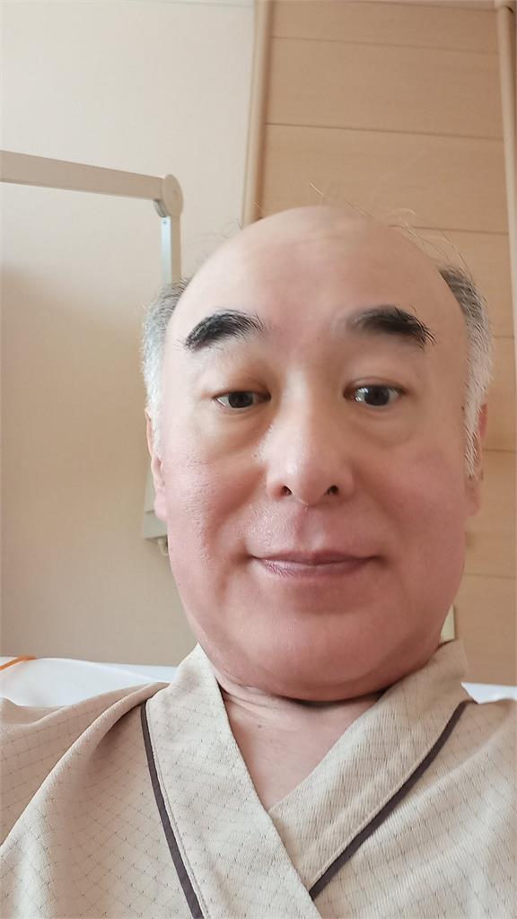 「變態社長」激戰拍片突罹罕病倒下！肌力失速下墜「暴瘦20公斤模樣」粉嚇：不容易…