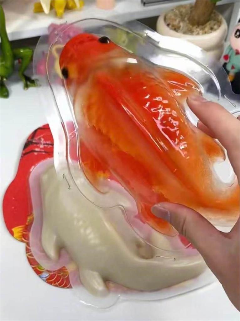 泡椒鳳爪「猛料竟是假的」！透明包裝一脫「超扯落差」網怒炸：唯一死刑