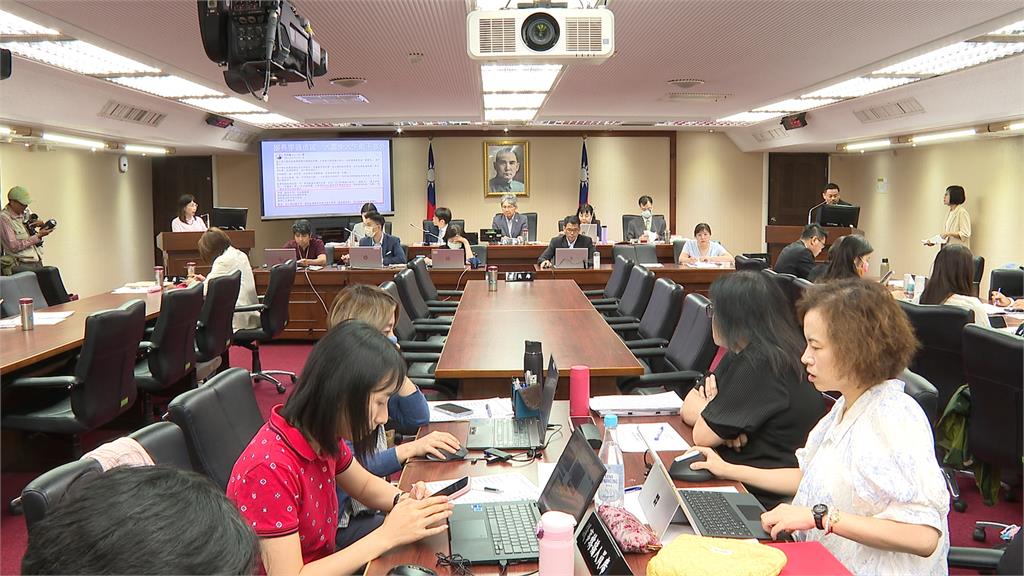 「巴氏量表政策」遭疑政治操弄　洪申翰怒斥：對同仁不公平