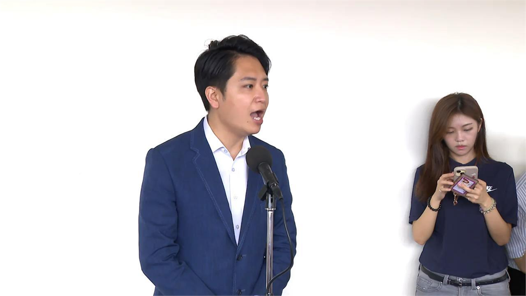 藍綠國會爆衝突！吳沛憶質詢一半「被關麥」吳思瑤怒轟羅廷瑋：跟共產黨一樣