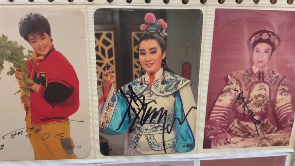 最資深追星族！　88歲阿嬤上百張巨星親簽收藏大公開