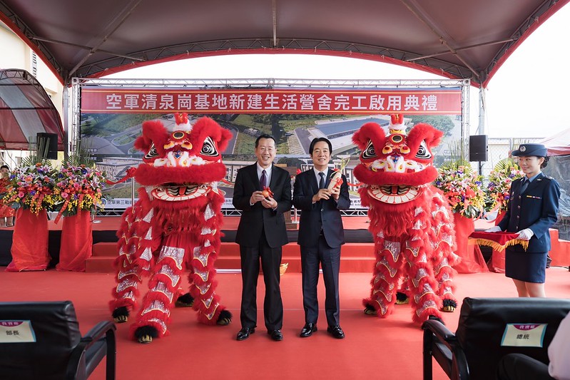 快新聞/感謝空軍全天候待命捍衛領空 賴清德:堅定做國軍後盾
