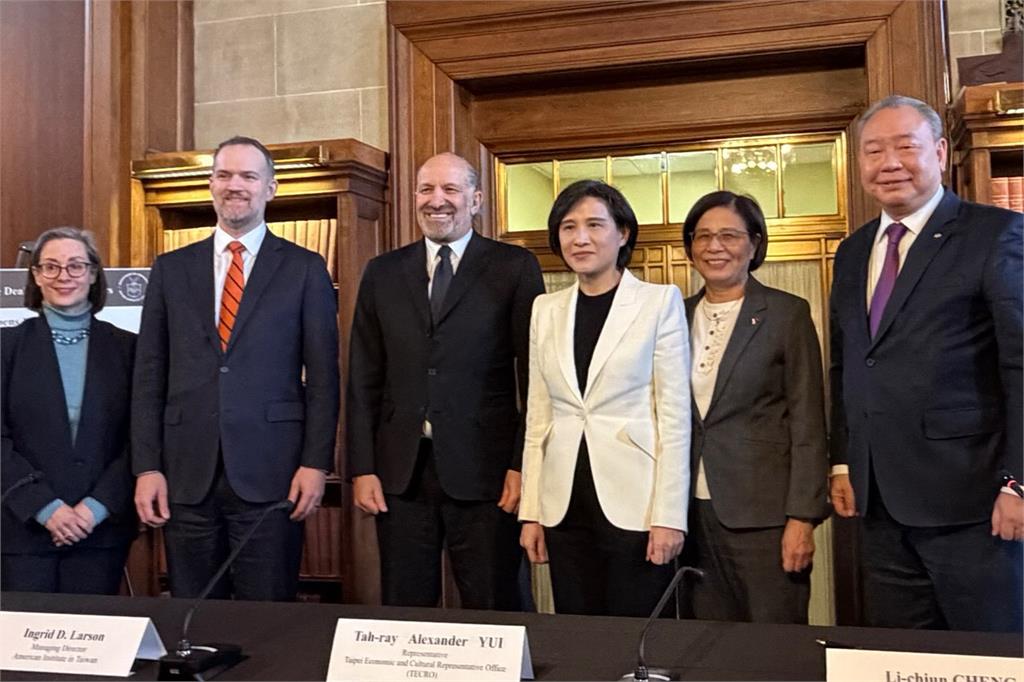 鄭麗君獲美方極高評價！華府智庫友人曝「1關鍵」：超越全球很多貿易團隊