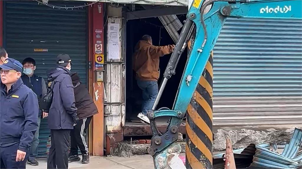 新竹屋主強佔國有地、阻擋房屋拆除 與警爆衝突遭實施管束