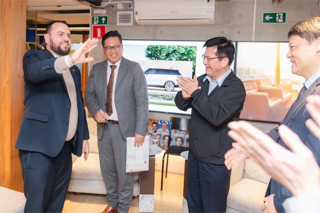 快新聞/巴西聖保羅轉機會晤友台州議員 林佳龍致謝:不畏寒風與威脅堅定挺台