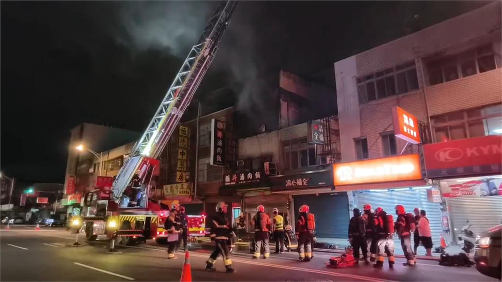 桃園八德頂樓加蓋住宅深夜惡火！　42歲男子90％燒傷送醫不治