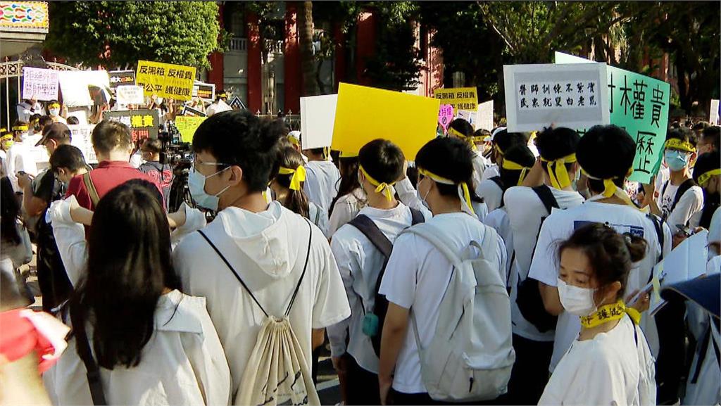 異言堂/反特權!數千名本台醫生上街頭 波波醫:勿抹黑霸凌