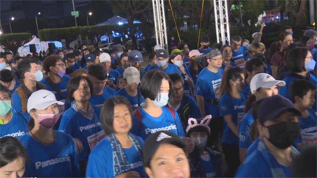 熱血開跑！台北城市路跑登場　歌手當應援團、棒籃夫妻來參賽