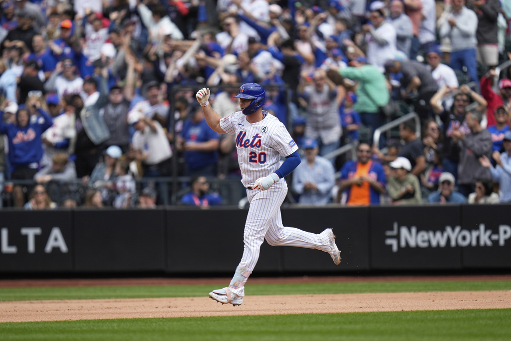 MLB(影)/「北極熊」離開大都會妻子發文感性告別!金鶯傳奇球星則熱烈歡迎