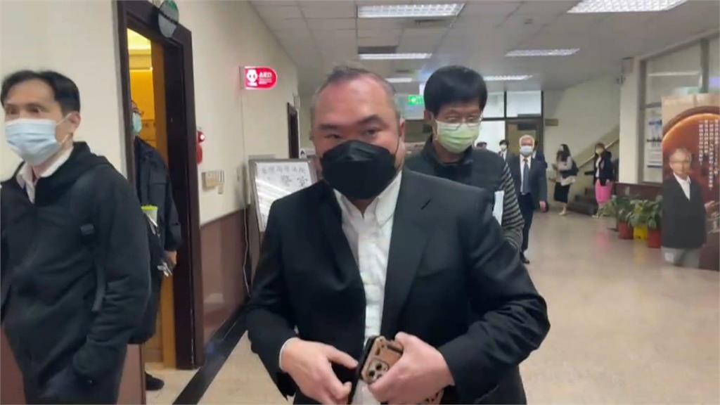 鍾文智受命法官驚爆案外案! 疑曾「掩護劉冠軍潛逃中國」