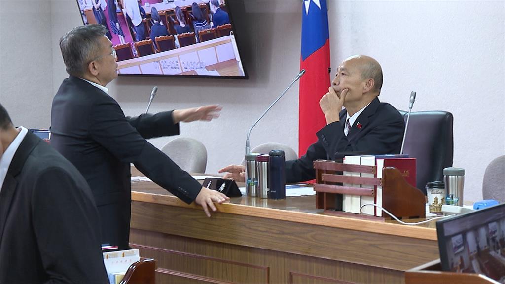 翁曉玲為發言權爭論　韓國瑜怒問：這會還要不要開？