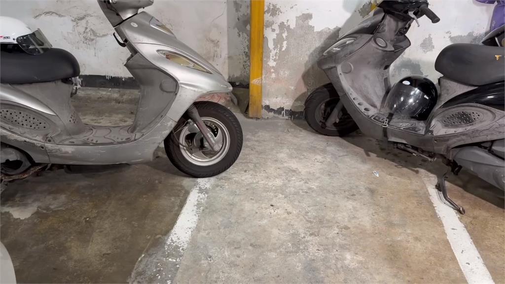 控管委會私劃停車格! 住戶不滿還收罰金