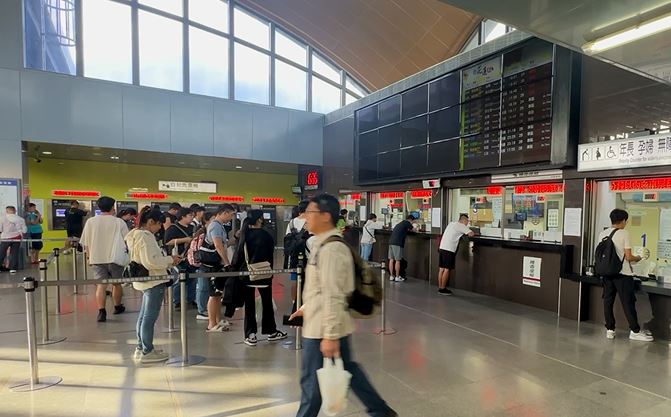 台鐵東部幹線搶修復駛 台9線和仁崇德段估週六開放