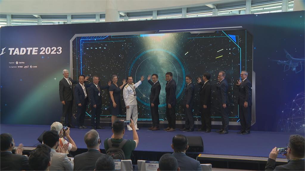 國際航太暨國防工業展 翁章梁:無人機國家隊在嘉義