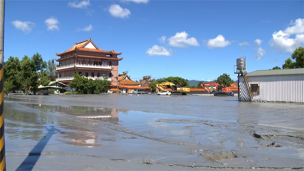花蓮光復保安寺水淹兩米高　廟方憂佛像恐遭洪水波及