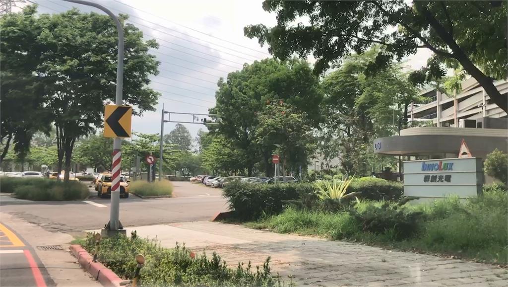 台南科學園區驚悚車禍　女洽公追撞３機車釀４傷