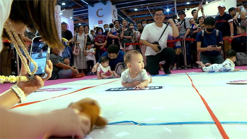 台北國際婦幼展登場　豪華彌月禮有松露牛排、AI也能顧小孩