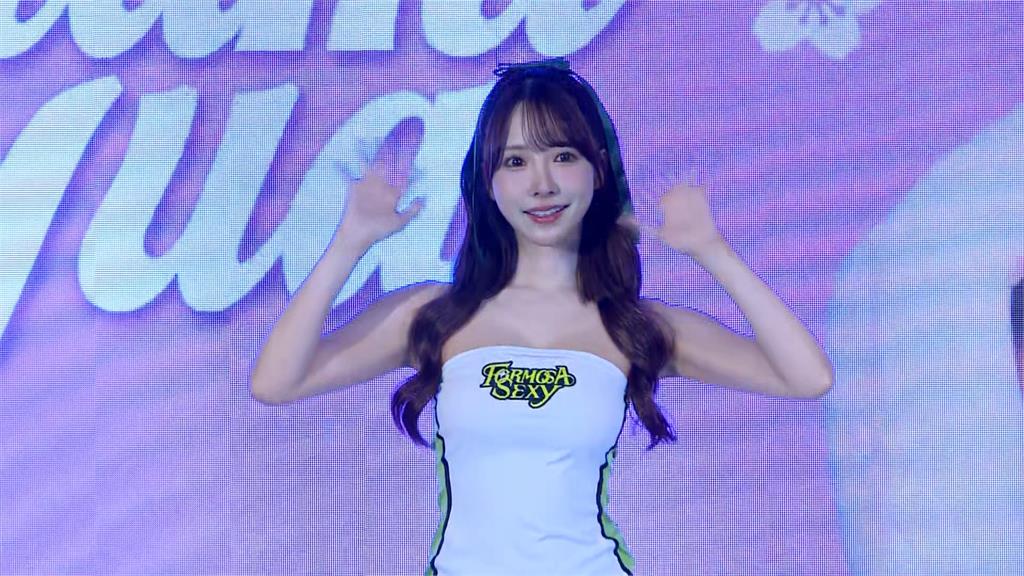 啦啦隊(影)／超人氣女神三上悠亞來了！最想吃美食、最有印象球員、背號含義全說了