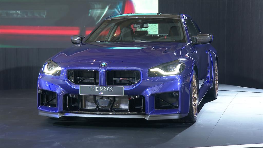 台北新車展登場　各車廠秀新車　特斯拉館擠滿群眾