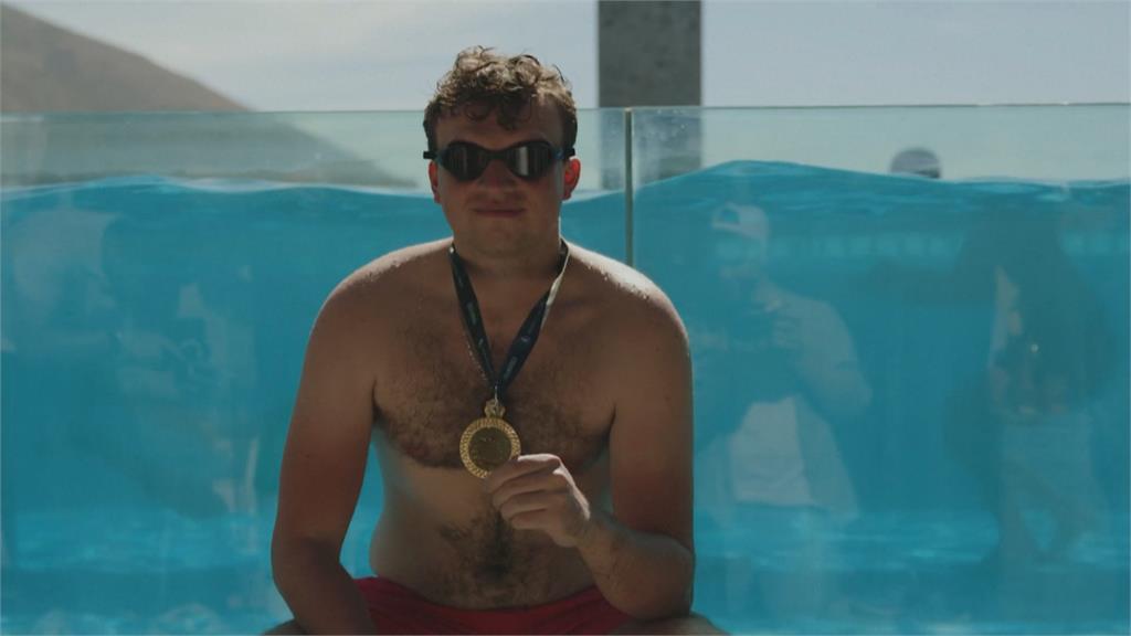 怪奇比賽！　南非「水下西洋棋」對弈　考驗棋手體能　這「因素」成致勝關鍵