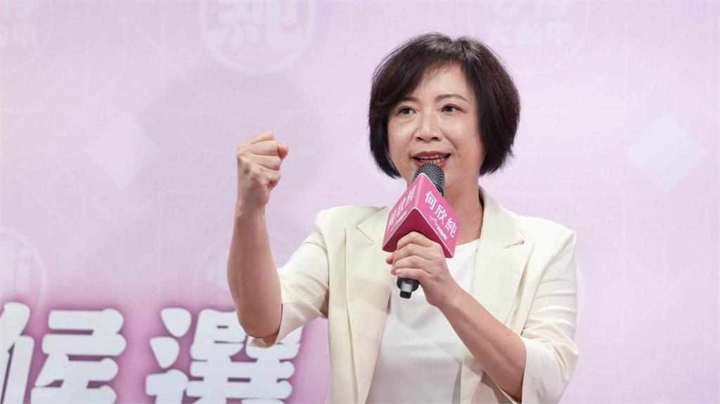 盧秀燕同框黃國昌玩戰鬥陀螺「暗拱江啟臣入主市府」！她1句話狠撕藍白合：互相打倒