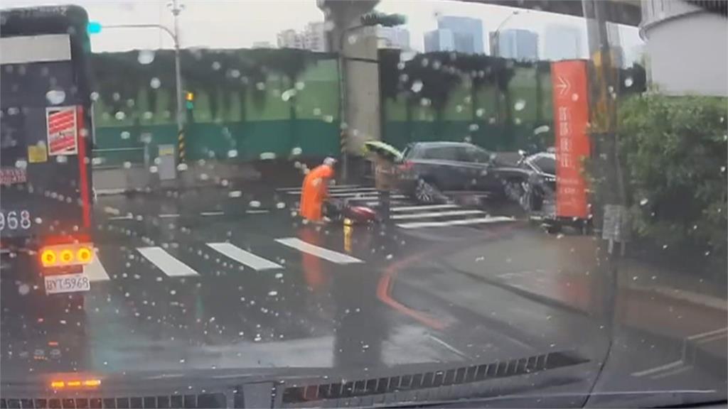 幽靈手推車路上跑害騎士摔　凶手找到了！是黑貓宅急便