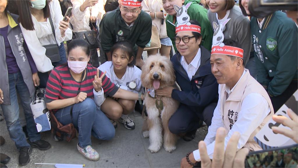 高雄動保處頒獎典禮辦音樂節 陳其邁盼落實友善動物城市