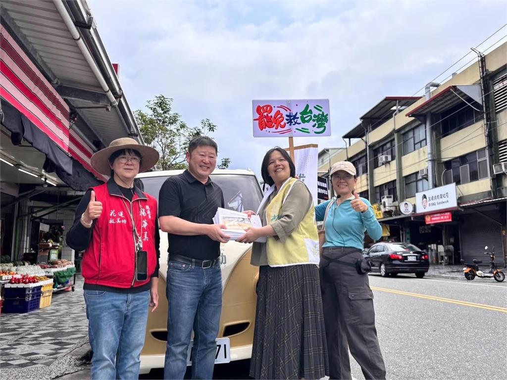 新竹罷免行動被當地里長干擾? 花議長張峻親送罷傅500份連署書