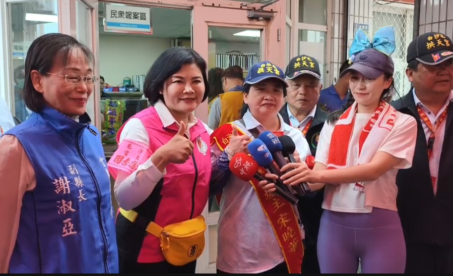 搶C位被罵爆…張麗善「當面道歉」緊摟合影!被推爐主抖心聲:很莫名其妙