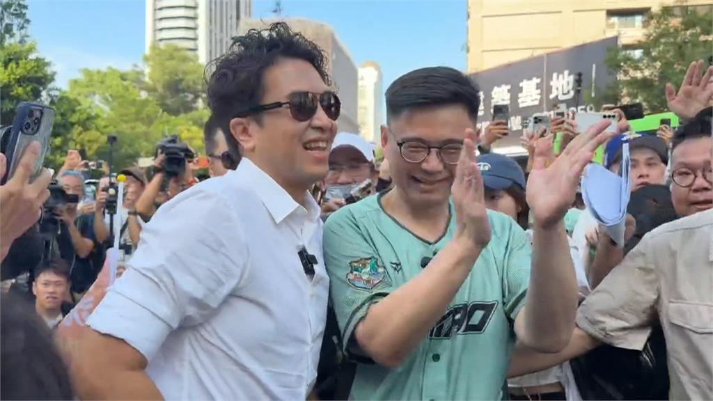 洋流到港合體隆捲風！　賴瑞隆下戰帖「雙城辯論」