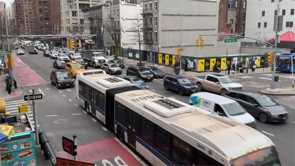 紐約「徵收塞車費」上路！　首上班日開車族進城意願低