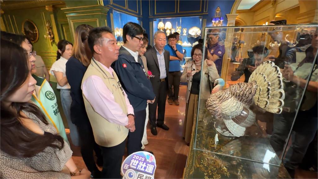 瓷藝博物館開幕 前總統陳水扁、高雄市長陳其邁皆來慶賀