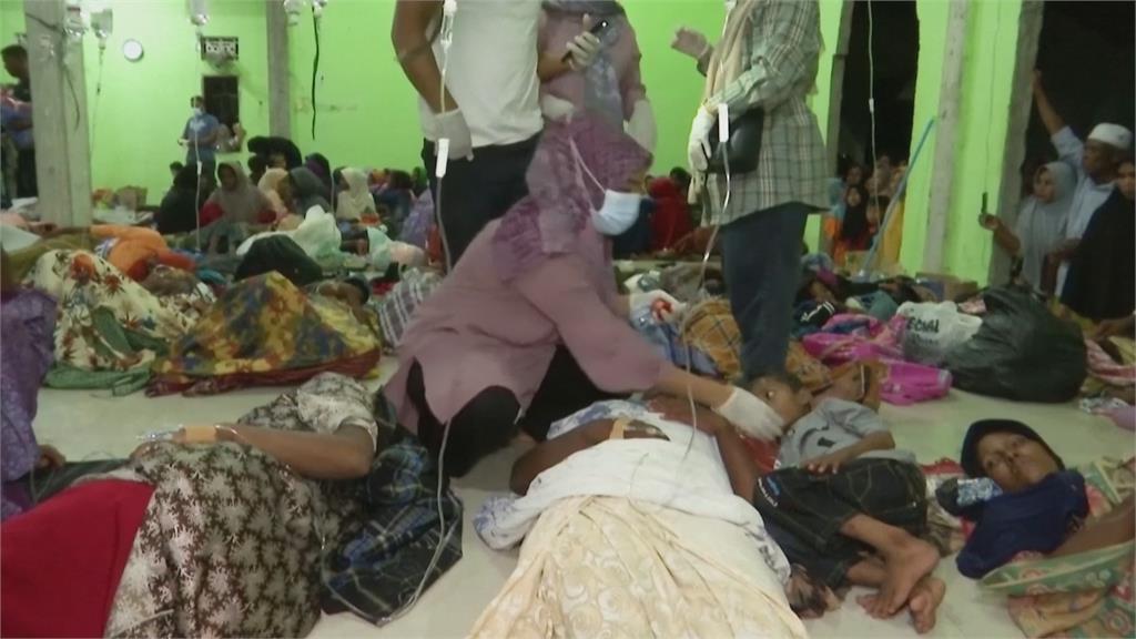 洛興雅難民爆出逃潮　近200人海上漂流1個月
